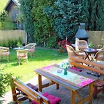 Zum Alten Schulhaus 3*