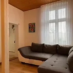 Zum Alten Schulhaus Бург