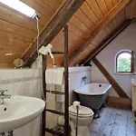 Zum Alten Schulhaus Бург