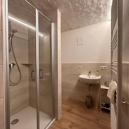 Zum Alten Schulhaus Πανσιόν