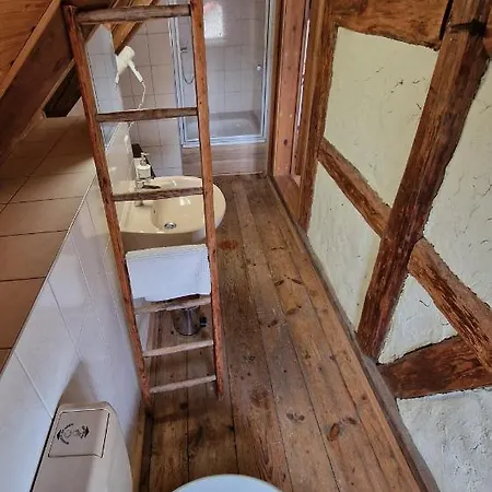 Pensionat Zum Alten Schulhaus 3*