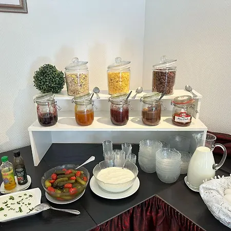 Pensionat Zum Alten Schulhaus 3*