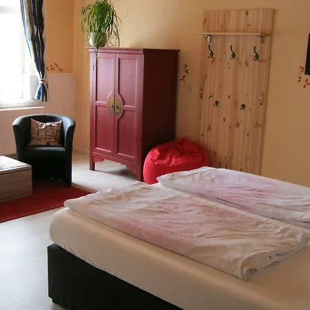 Zum Alten Schulhaus Πανσιόν