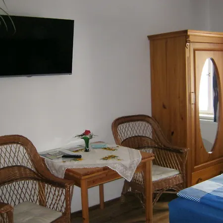 Zum Alten Schulhaus Pensionat 3*