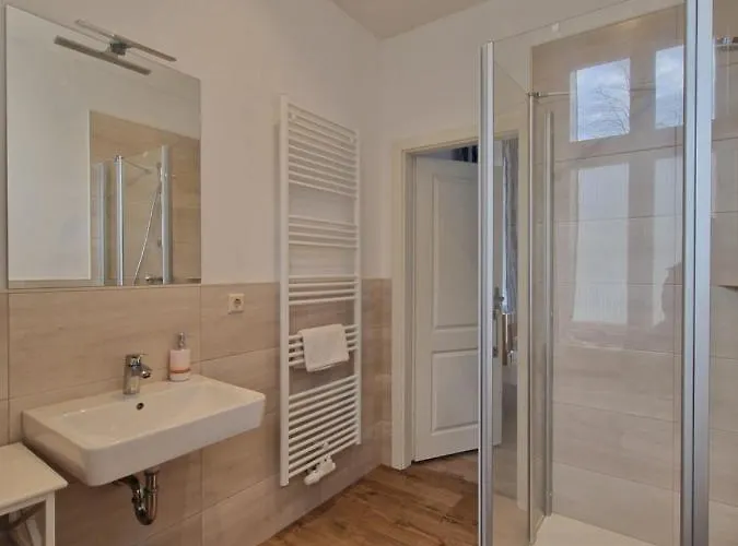 Zum Alten Schulhaus Konukevi 3*