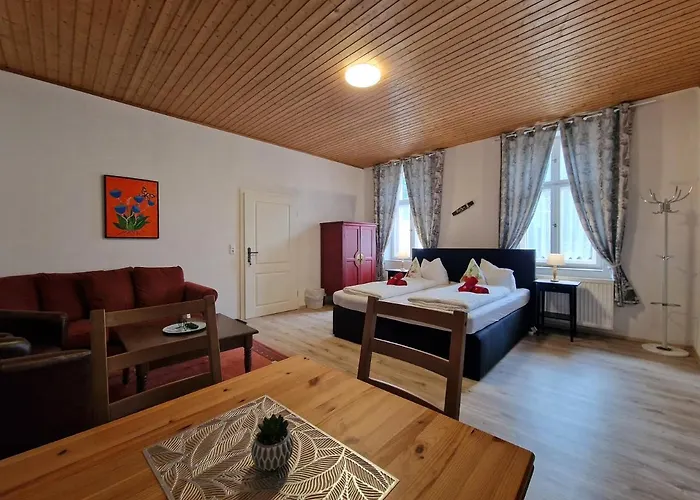 Zum Alten Schulhaus 3* Burg (Spreewald)