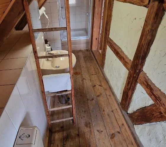 Pensionat Zum Alten Schulhaus 3*