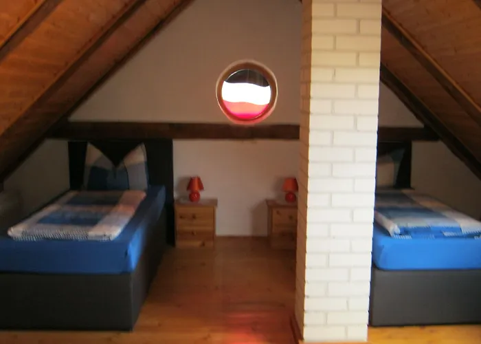 Zum Alten Schulhaus Konukevi