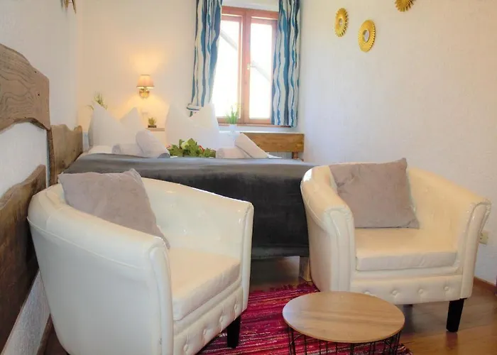 Zum Alten Schulhaus Pensionat Burg (Spreewald)